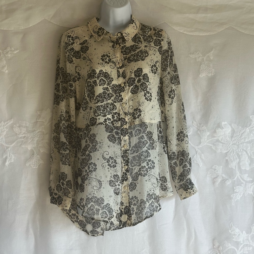 LC Lauren Conrad Black and Cream Patterned Top Whimsygoth,Boho